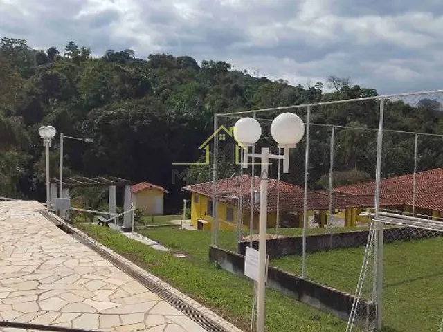 Chácara com 26000m² 14 quartos e 11 banheiros, à venda, no bairro Japy em Guaxupé