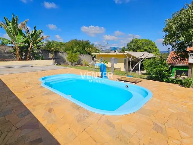Chácara com 1250m² 3 quartos e 3 banheiros, à venda, no bairro Loteamento Chácaras Ingrid em Taubaté