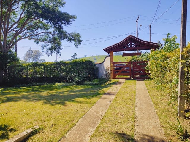 Chácara com 5000m², à venda, no bairro Cambuí em Cambuí