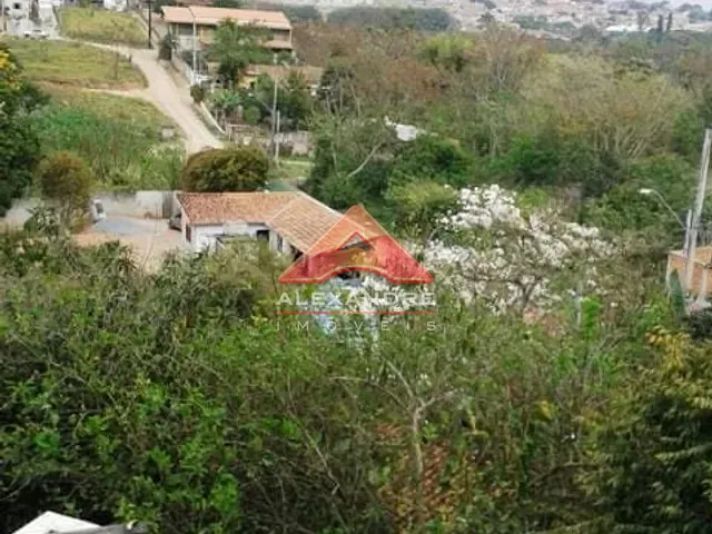 Chácara com 3500m² 4 quartos e 2 banheiros, à venda, no bairro Bom Retiro em São José dos Campos