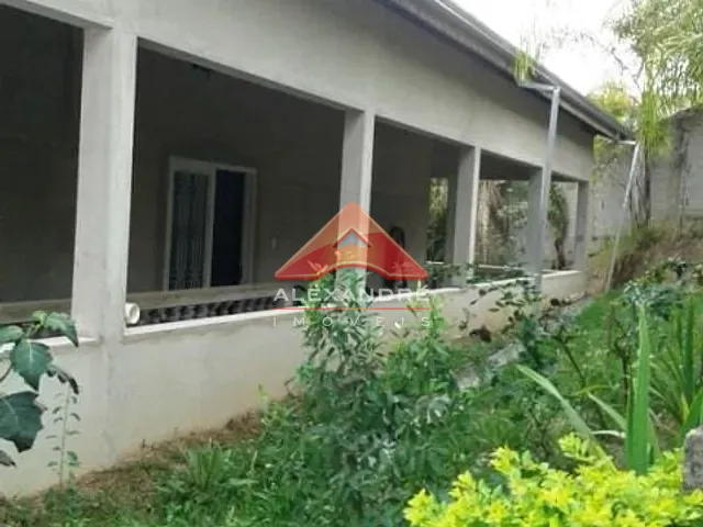 Chácara com 3500m² 4 quartos e 2 banheiros, à venda, no bairro Bom Retiro em São José dos Campos