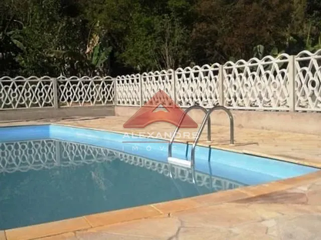 Chácara com 3500m² 4 quartos e 2 banheiros, à venda, no bairro Bom Retiro em São José dos Campos