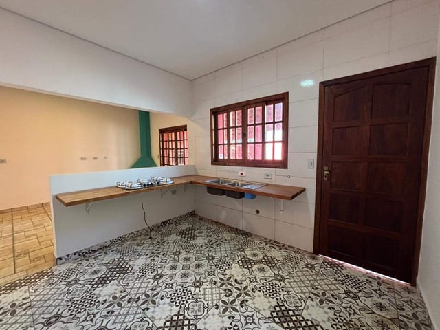 Chácara com 600m² 2 quartos e 2 banheiros, à venda, no bairro Chácara Tropical (Caucaia do Alto) em Cotia