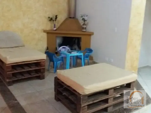 Chácara com 2000m² 5 quartos e 4 banheiros, à venda, no bairro Jardim Estância Brasil em Atibaia