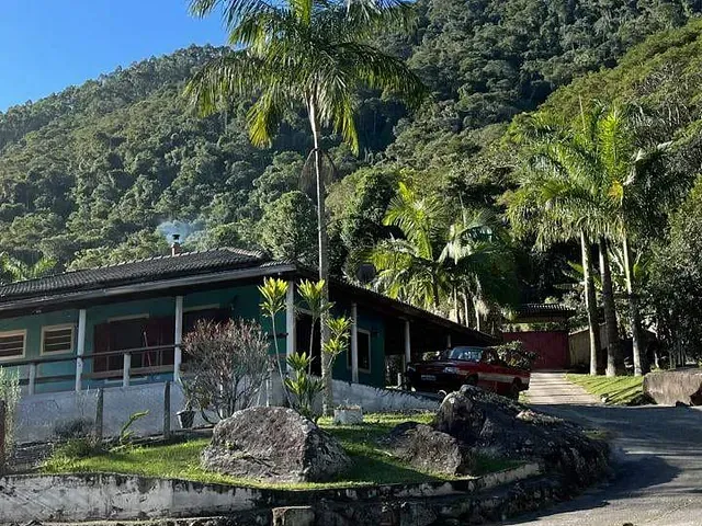 Chácara 3 quartos e 2 banheiros, à venda, no bairro natividade da serra em Natividade da Serra