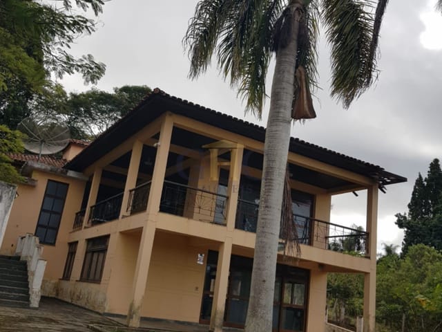 Chácara com 2800m² 3 quartos e 2 banheiros, à venda, no bairro Quintas de Pirapora I em Salto de Pirapora