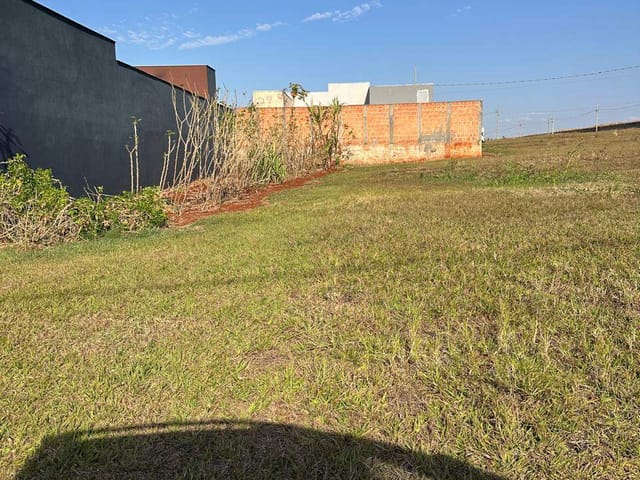 Chácara com 423m² 1 quarto e 1 banheiro, à venda, no bairro Centro em Alvorada do Sul