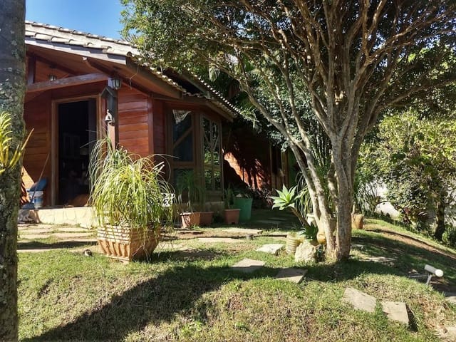 Chácara com 1125m² 3 quartos e 3 banheiros, à venda, no bairro Los Álamos em Vargem Grande Paulista