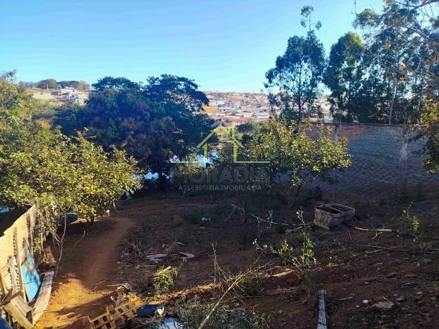 Chácara com 891m², à venda, no bairro Jardim Orminda I em Guaxupé