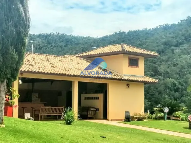 Chácara com 30000m² 3 quartos e 3 banheiros, à venda, no bairro Morro Azul em Paraibuna