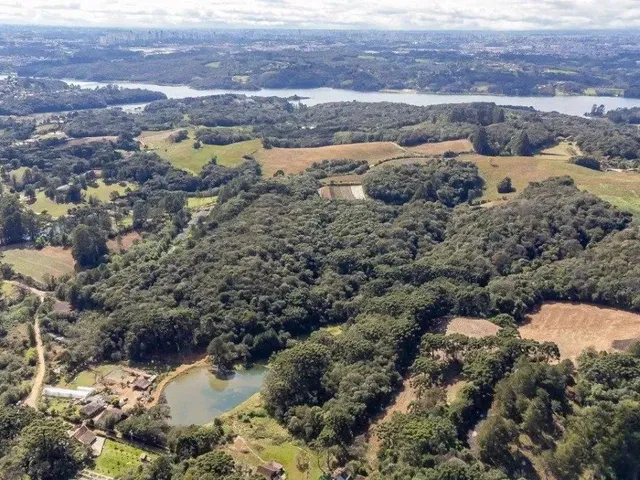 Sítio com 56643m², à venda, no bairro Ferraria em Campo Largo