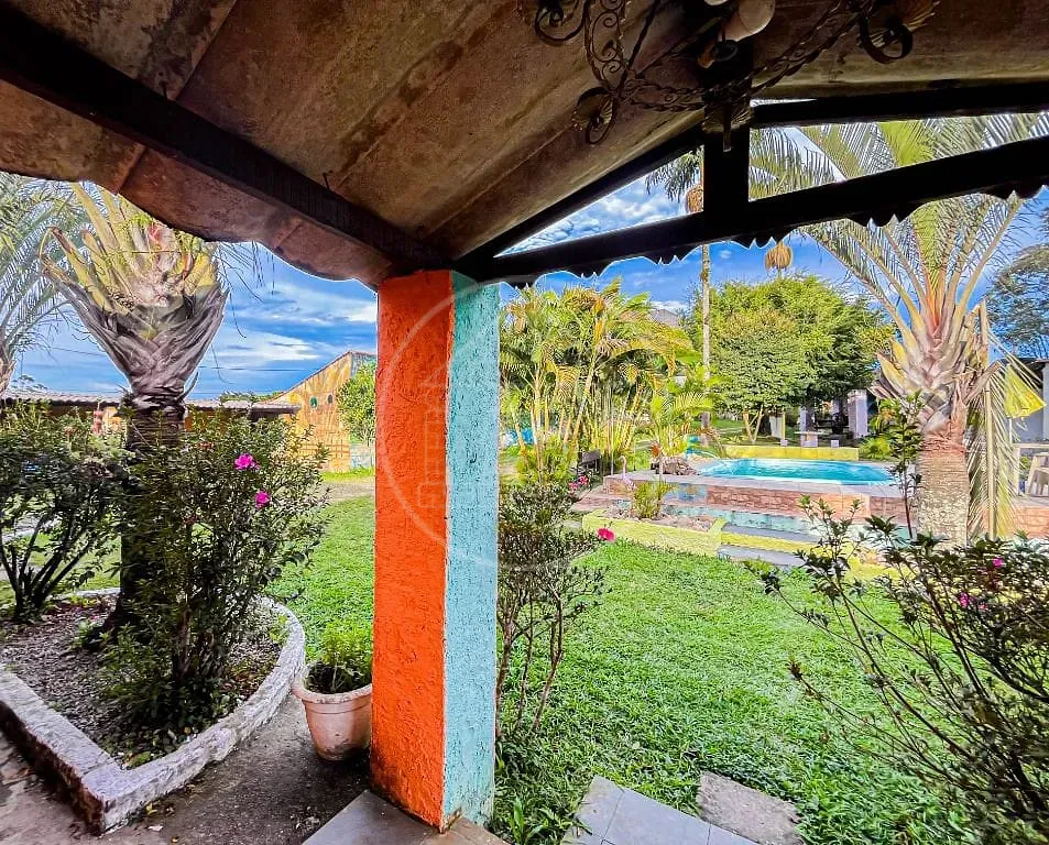 Sítio, 3 quartos, 1700 m² - Foto 17