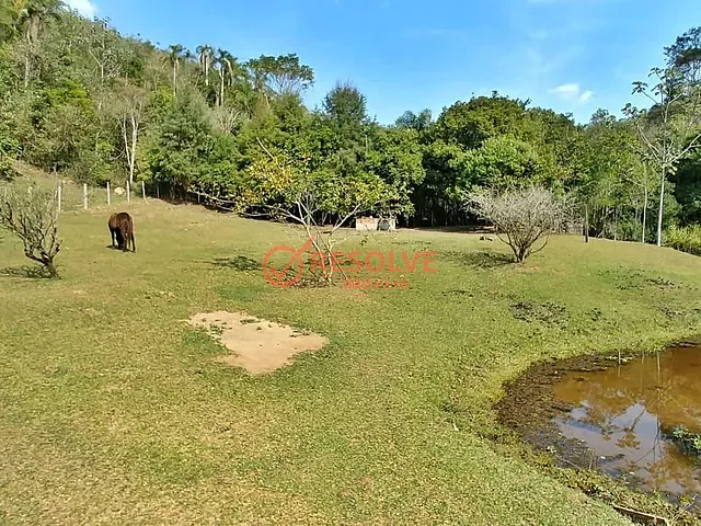 Chácara com 21363m² 5 quartos e 4 banheiros, à venda, no bairro MORRO BRANCO em Guararema