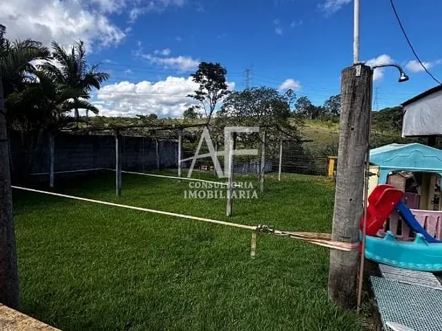 Chácara com 28000m² 4 quartos e 5 banheiros, à venda, no bairro Piracangaguá em Taubaté