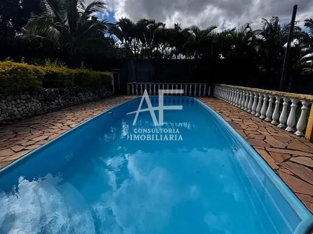 Chácara com 28000m² 4 quartos e 5 banheiros, à venda, no bairro Piracangaguá em Taubaté