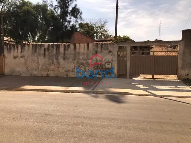Chácara com 1000m² 3 quartos e 2 banheiros, à venda, no bairro São Carlos em Porto Feliz
