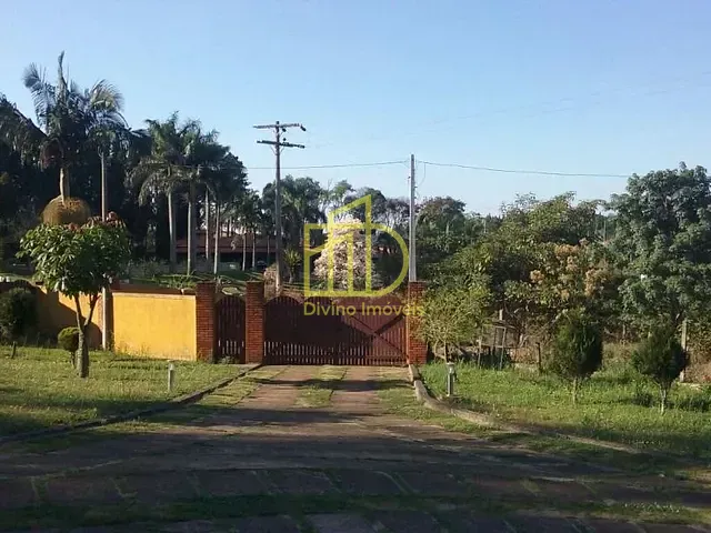 Chácara com 1500m² 3 quartos e 2 banheiros, à venda, no bairro Carafá em Votorantim