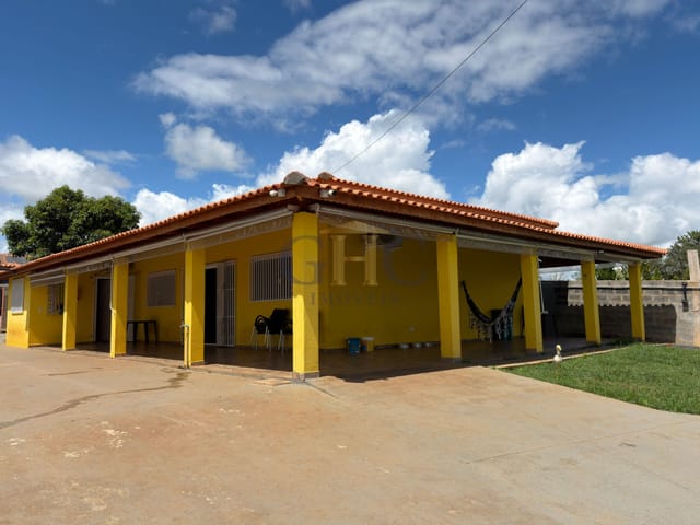 Chácara com 1004m² 4 quartos e 3 banheiros, à venda, no bairro BARRA em Salto de Pirapora