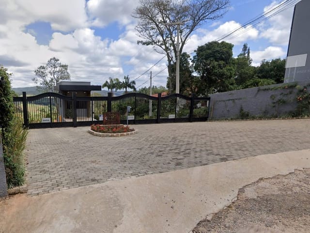 Chácara com 3285m² 4 quartos e 3 banheiros, à venda, no bairro Morumgaba em Morungaba