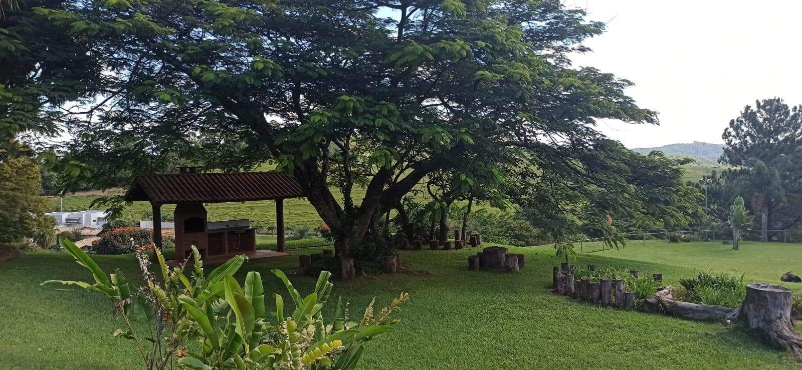 Chácara à venda com 4 quartos, 3285m² - Foto 10