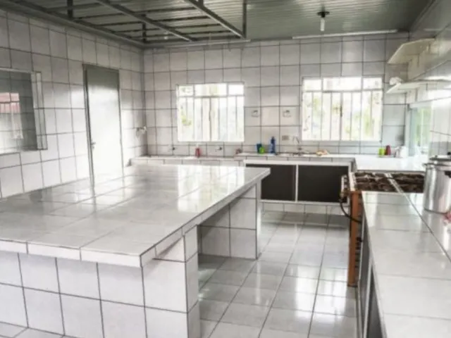 Chácara 3 quartos e 1 banheiro, à venda, no bairro Roça Velha em São José Dos Pinhais