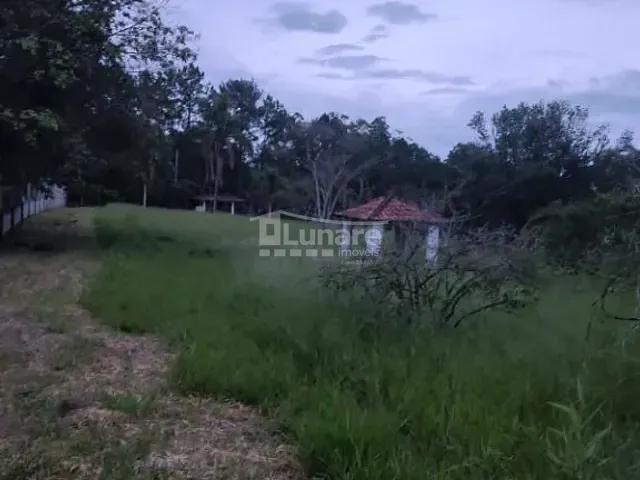Chácara com 10000m² 3 quartos e 2 banheiros, à venda, no bairro Chácaras Rurais de Guararema em Jacareí