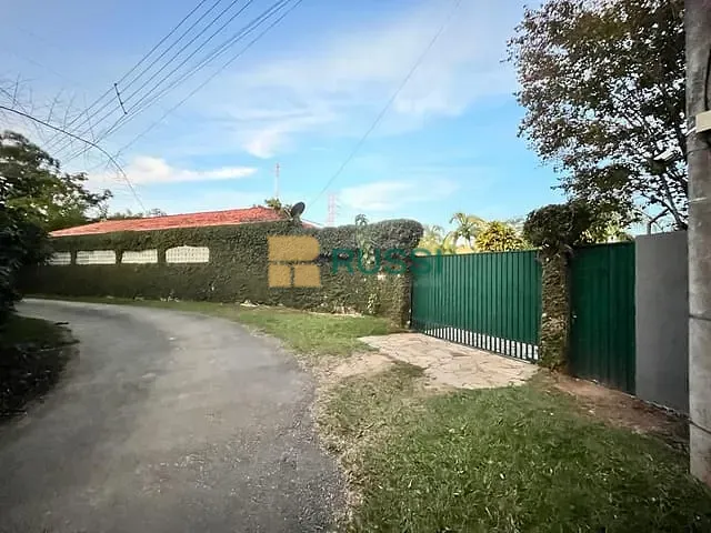 Chácara com 9100m² 5 quartos e 5 banheiros, à venda, no bairro Vila São Geraldo em São José dos Campos
