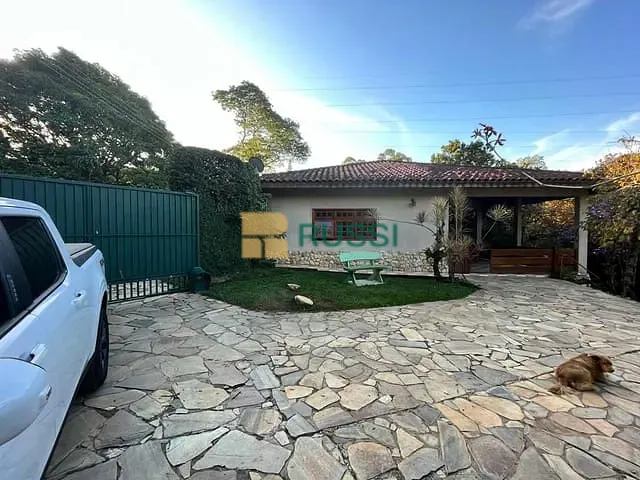Chácara com 9100m² 5 quartos e 5 banheiros, à venda, no bairro Vila São Geraldo em São José dos Campos