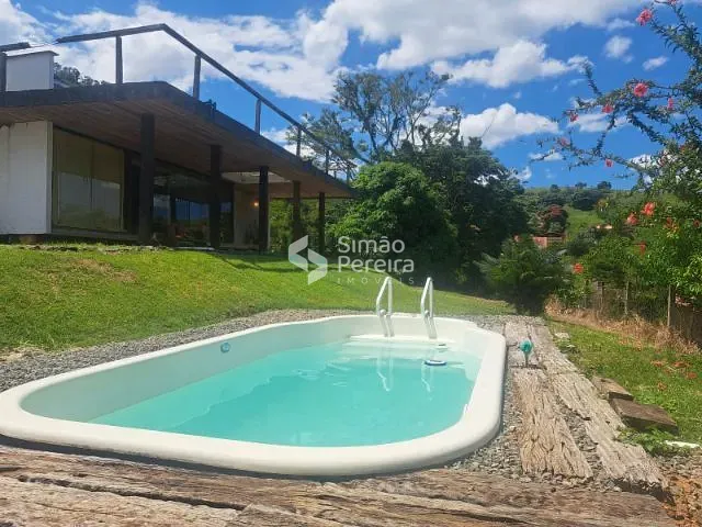 Chácara com 2449m² 2 quartos e 2 banheiros, à venda, no bairro Parque das colinas  em Matias Barbosa