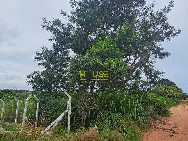 Chácara à venda, no bairro zonal em Meridiano