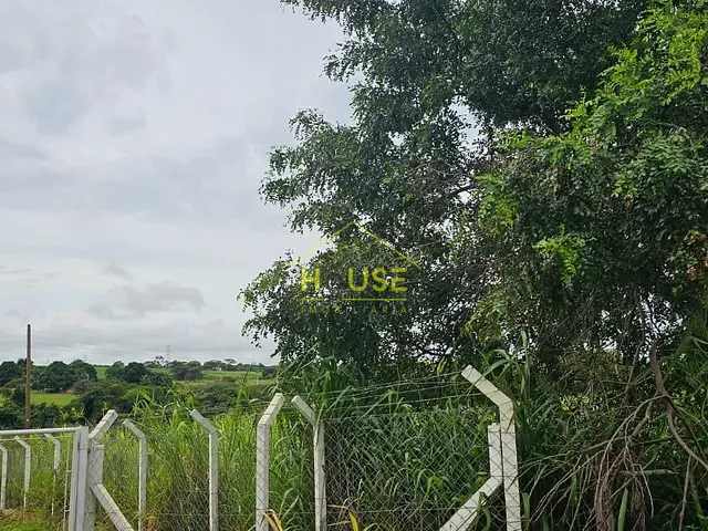 Chácara à venda, no bairro zonal em Meridiano