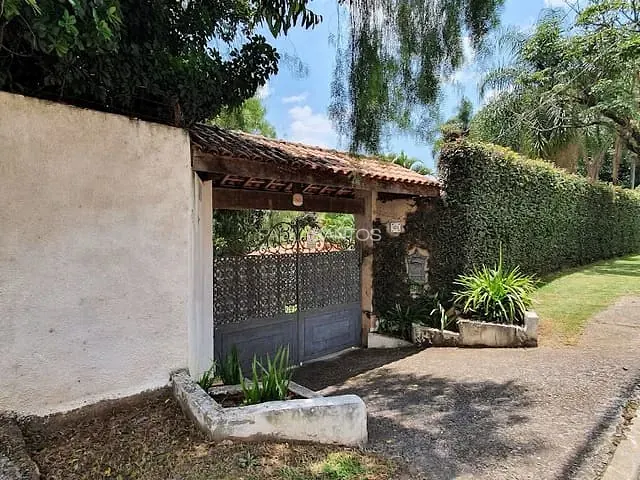 Chácara com 180m² 2 quartos e 2 banheiros, à venda, no bairro Vila Helena em Sorocaba