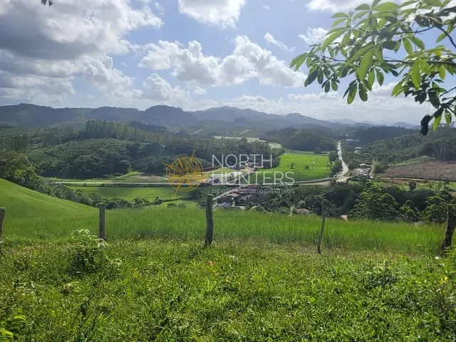 Chácara com 244000m² 10 quartos e 4 banheiros, à venda, no bairro Centro em São João do Itaperiú