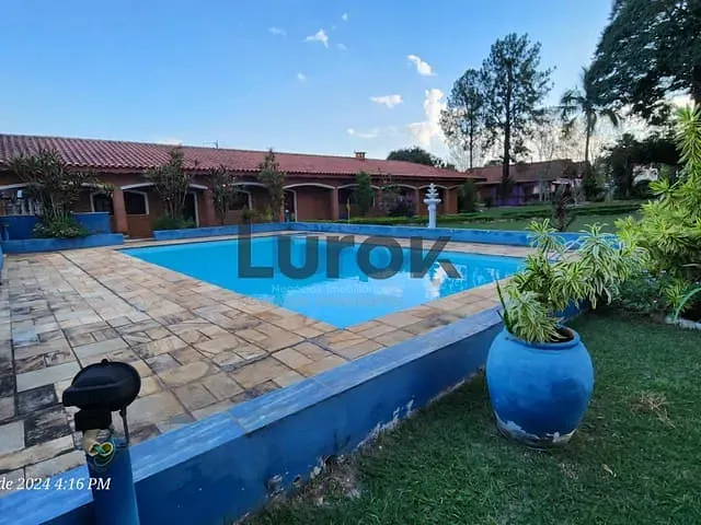 Chácara com 2030m² 2 quartos e 4 banheiros, à venda, no bairro Estância Recreativa San Fernando em Valinhos