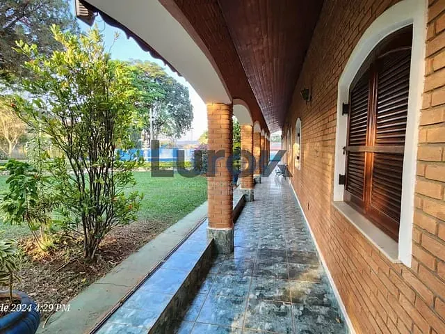 Chácara com 2030m² 2 quartos e 4 banheiros, à venda, no bairro Estância Recreativa San Fernando em Valinhos