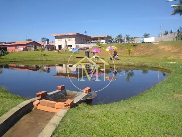 Chácara com 5300m² 3 quartos e 2 banheiros, à venda, no bairro Fazenda Floresta em Alambari
