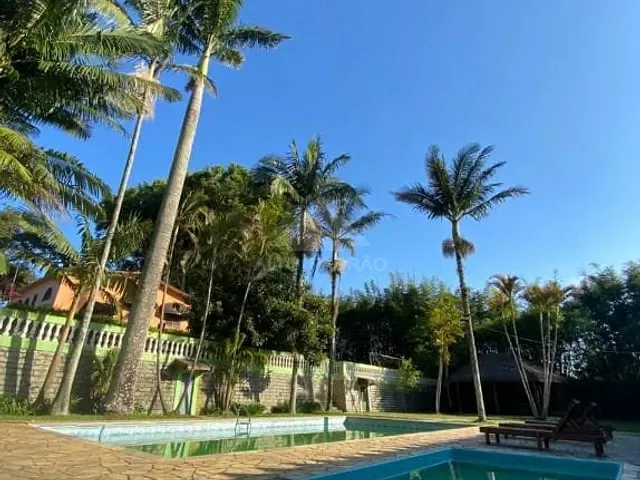 Chácara com 1000m² 13 quartos e 5 banheiros, à venda, no bairro Ipelândia em Suzano