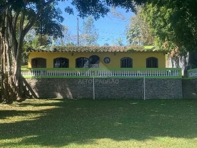 Chácara com 1000m² 13 quartos e 5 banheiros, à venda, no bairro Ipelândia em Suzano