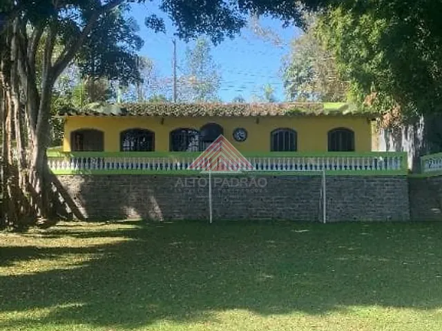 Chácara com 1000m² 13 quartos e 5 banheiros, à venda, no bairro Ipelândia em Suzano