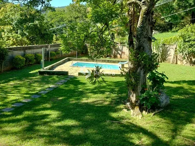 Chácara 6 quartos e 4 banheiros, à venda, no bairro Joazal em Matias Barbosa