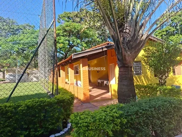 Chácara com 1080m² 2 quartos e 3 banheiros, à venda, no bairro Chácaras de Recreio - 2000 em Hortolândia