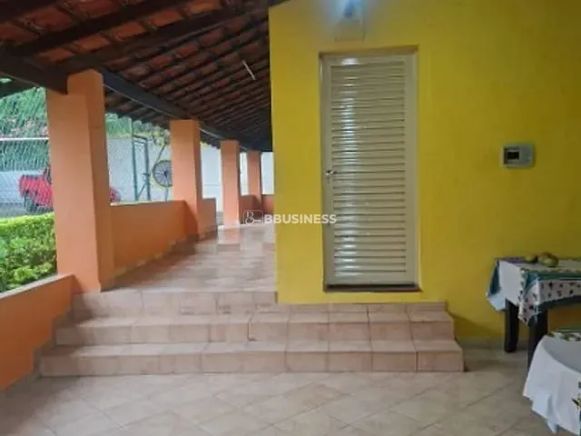 Chácara com 1080m² 2 quartos e 3 banheiros, à venda, no bairro Chácaras de Recreio - 2000 em Hortolândia