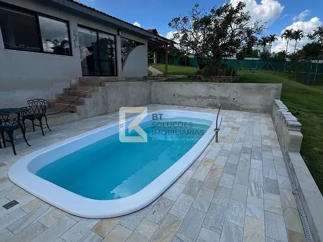 Chácara com 3040m² 3 quartos e 3 banheiros, à venda, no bairro Vale das Laranjeiras em Indaiatuba