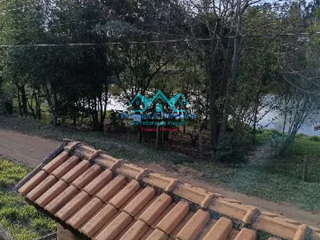 Chácara com 1580m² 2 quartos e 2 banheiros, à venda, no bairro Carafá em Votorantim