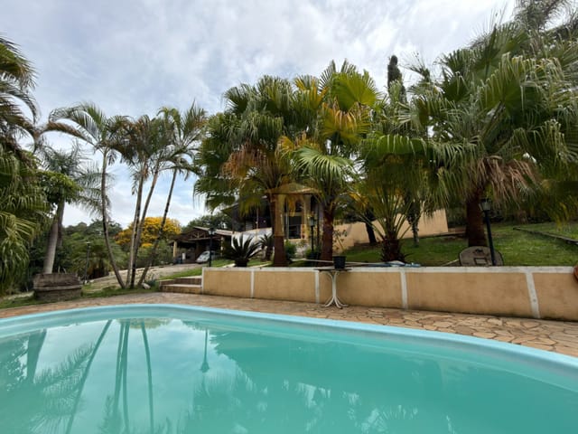Chácara com 2674m² 3 quartos e 3 banheiros, à venda, no bairro Quintas de Pirapora II em Salto de Pirapora