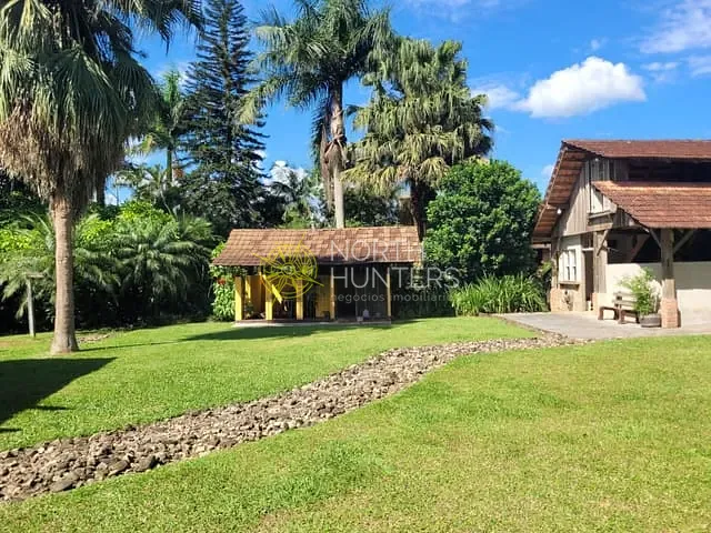Chácara com 20000m² 4 quartos e 2 banheiros, à venda, no bairro Pirabeiraba (Pirabeiraba) em Joinville