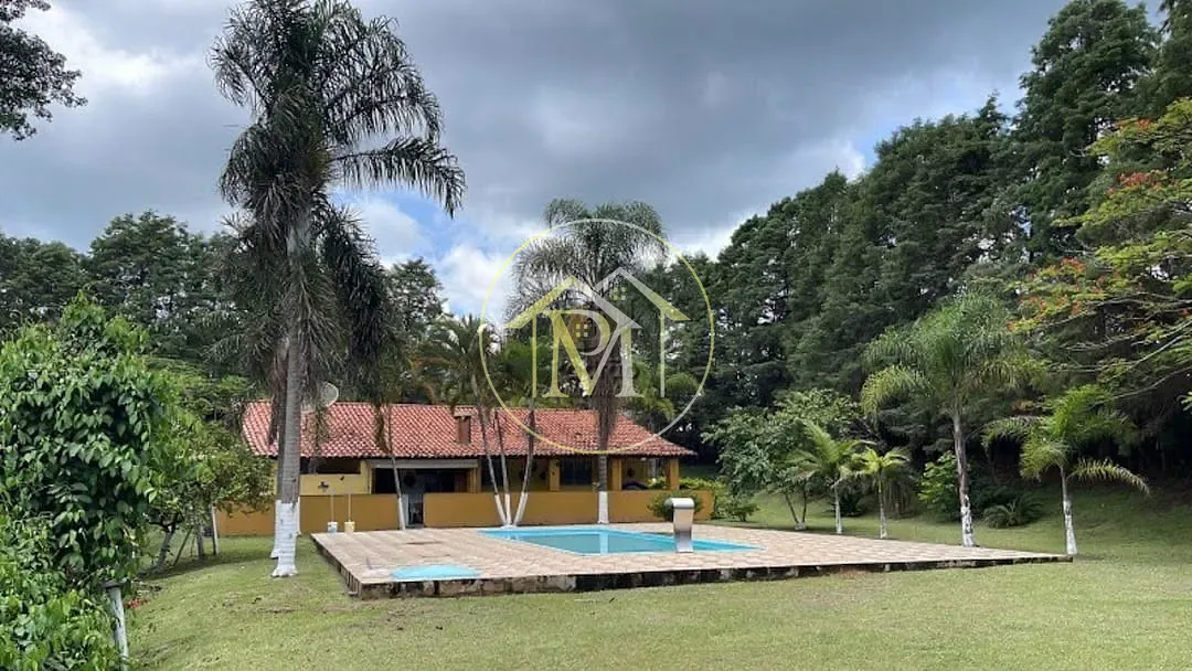 Sítio, 3 quartos, 1000 m² - Foto 1