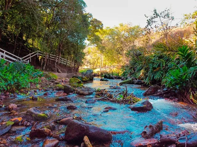 Chácara com 2500m², à venda, no bairro Salto em Delfim Moreira