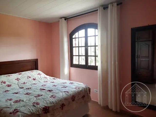 Chácara com 4110m² 2 quartos e 2 banheiros, à venda, no bairro Cidade Luz em São Paulo