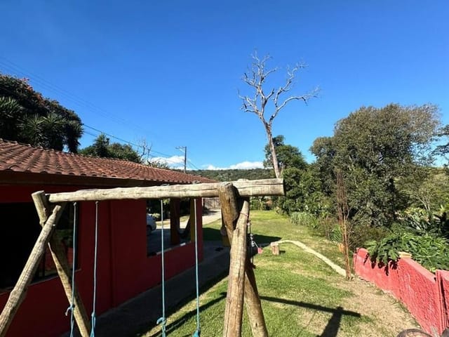 Chácara com 4000m² 5 quartos e 4 banheiros, à venda, no bairro Tenentes em Extrema